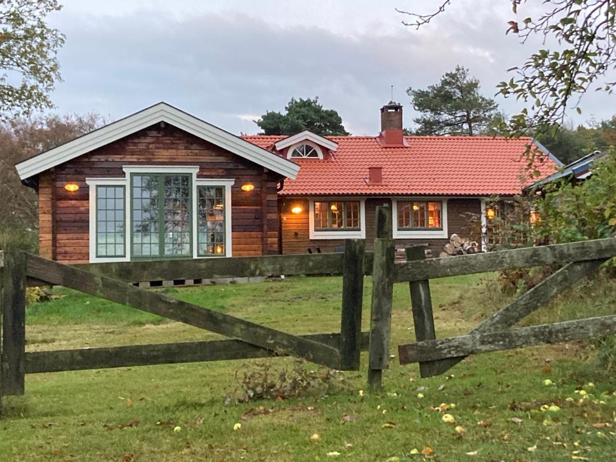 Sjoestugan Vallersvik Frillesås Exterior photo