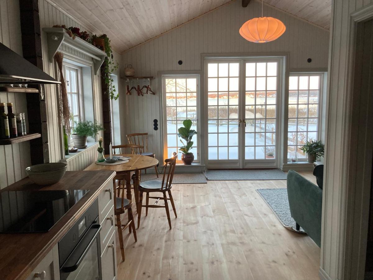 Sjoestugan Vallersvik Frillesås Exterior photo